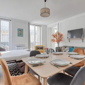  Appartement Ah Face Pretty Champs Elysées - 6p